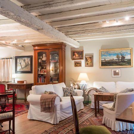 Encantadora Casa De Pueblo Con 5 Hab. En Burgos 산토 도밍고 드 실로스 외부 사진