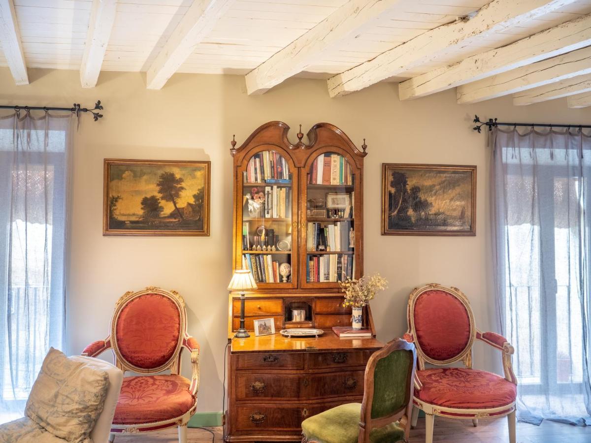Encantadora Casa De Pueblo Con 5 Hab. En Burgos 산토 도밍고 드 실로스 외부 사진