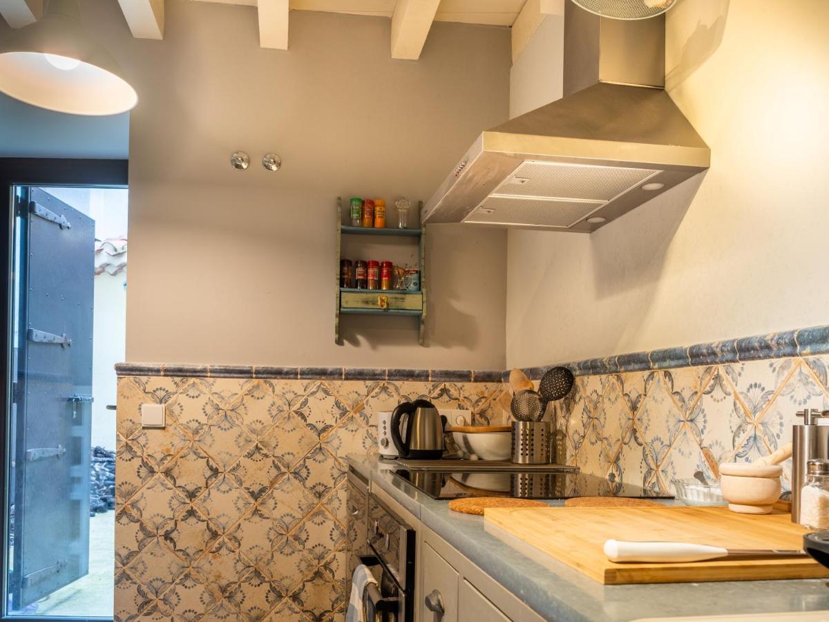 Encantadora Casa De Pueblo Con 5 Hab. En Burgos 산토 도밍고 드 실로스 외부 사진