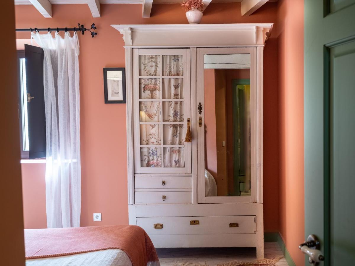 Encantadora Casa De Pueblo Con 5 Hab. En Burgos 산토 도밍고 드 실로스 외부 사진