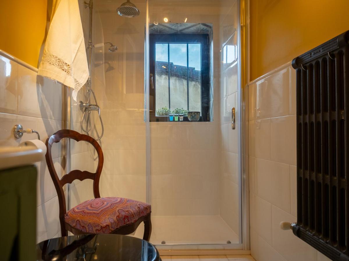Encantadora Casa De Pueblo Con 5 Hab. En Burgos 산토 도밍고 드 실로스 외부 사진